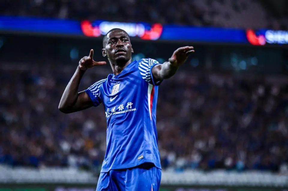 以全主力出, 四支中超球 以全主力出, 四支中超球