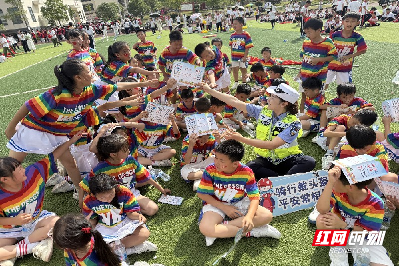 安全, 盔时轻声叮, 完美融合